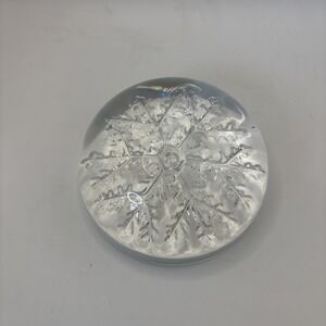 Vintage CRYSTAL SNOWFLAKE Paperweight‎ CRISTAL FRANCE Heavy Domed Clear